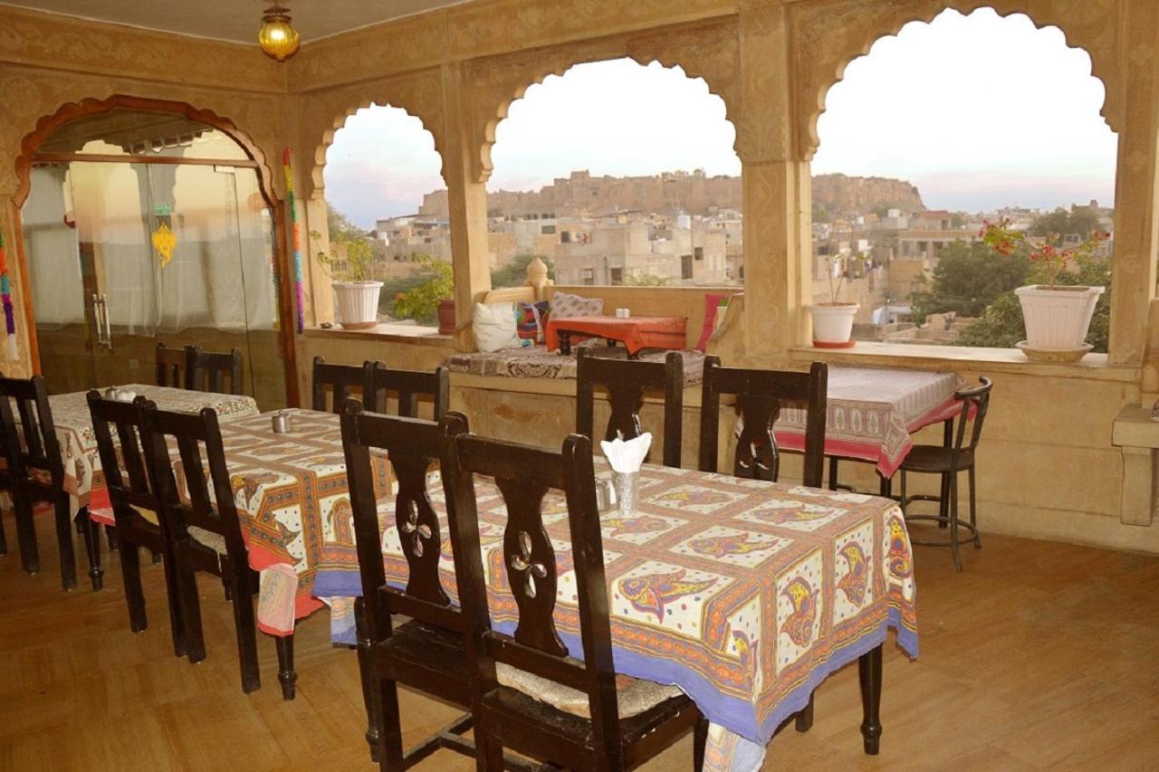 Hotel Lal Garh Fort And Palace Jaisalmer Exteriör bild